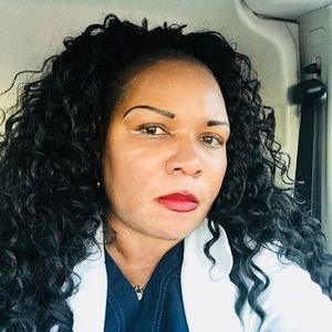 Meet your Posher, Sonya